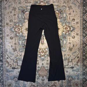 Lululemon Groove Super High Rise Flare Black Athletic Yoga Pants Wide Leg Size 6